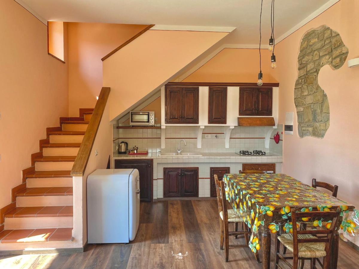 Agriturismo Vezzano 치우시 델라 베르나 외부 사진