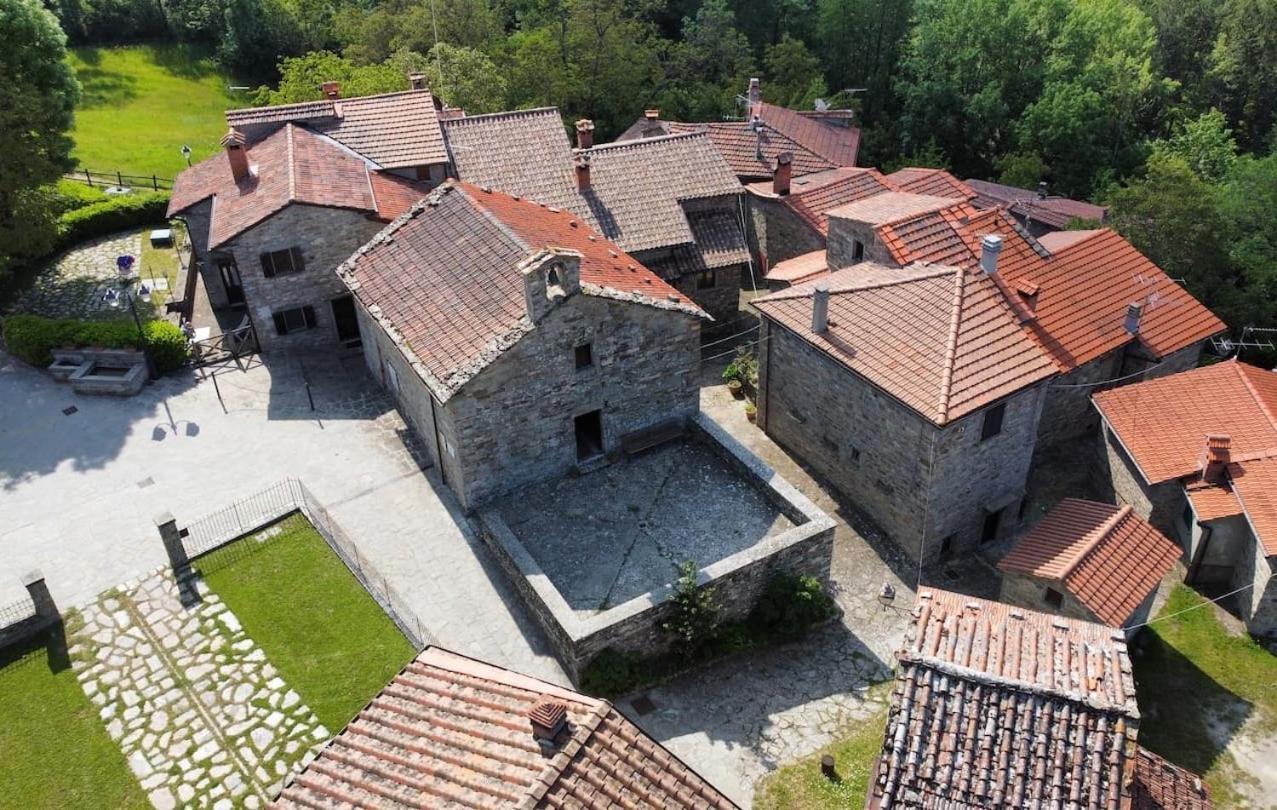 Agriturismo Vezzano 치우시 델라 베르나 외부 사진