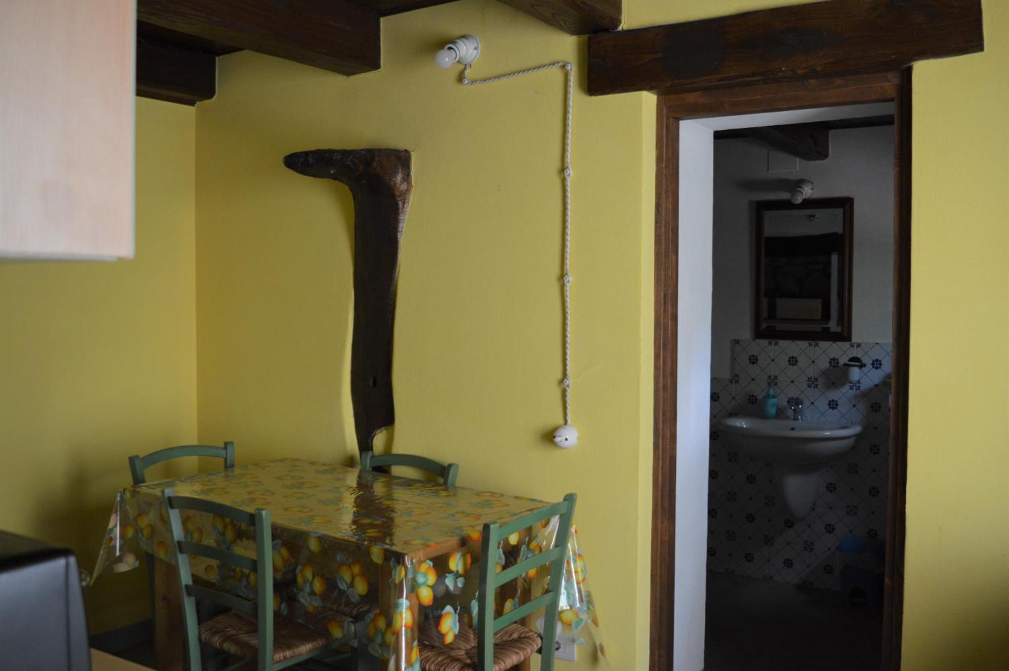 Agriturismo Vezzano 치우시 델라 베르나 객실 사진