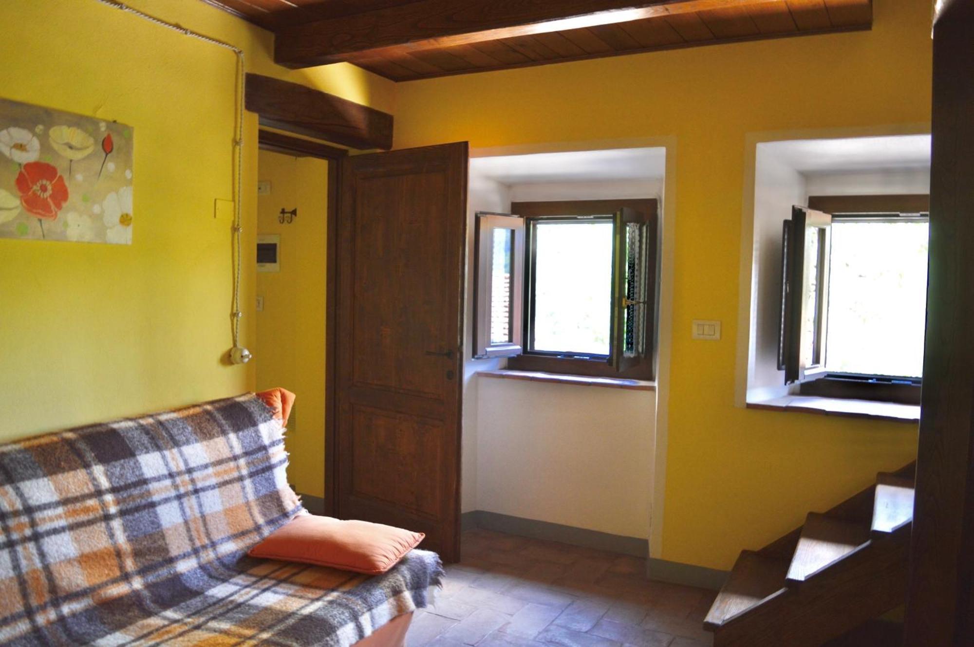 Agriturismo Vezzano 치우시 델라 베르나 외부 사진
