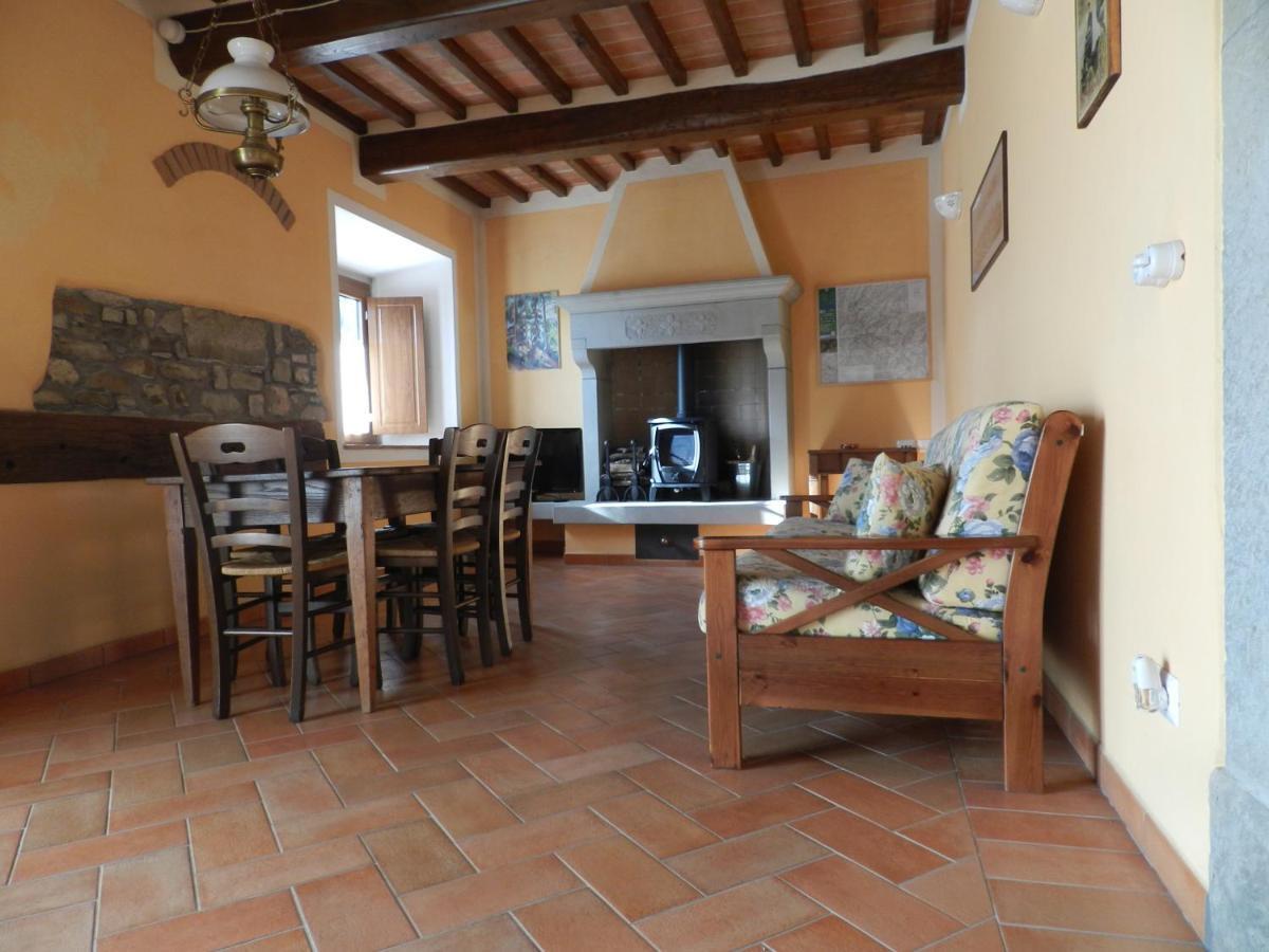 Agriturismo Vezzano 치우시 델라 베르나 외부 사진